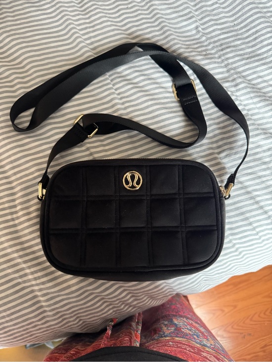 lululemon athletica Handbags - LULULEMON Black Quilted Crossbody with Gold Hardware